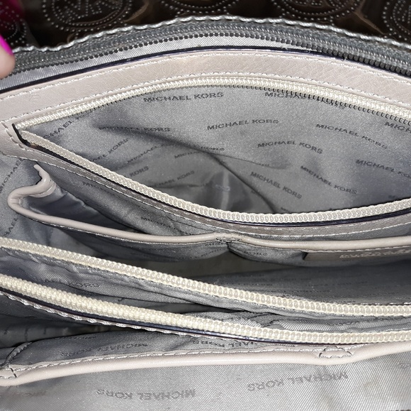 Purse - Picture 5 of 8